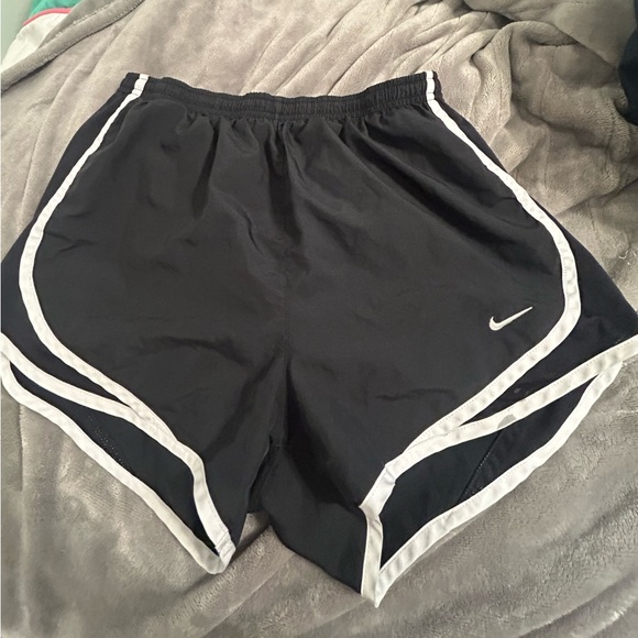 Nike Shorts - Picture 2 of 2